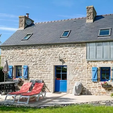 Premium Penty In A Quiet Location Near The Beach, Cleaning Included