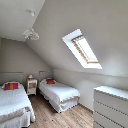 Premium Penty In A Quiet Location Near The Beach, Cleaning Included